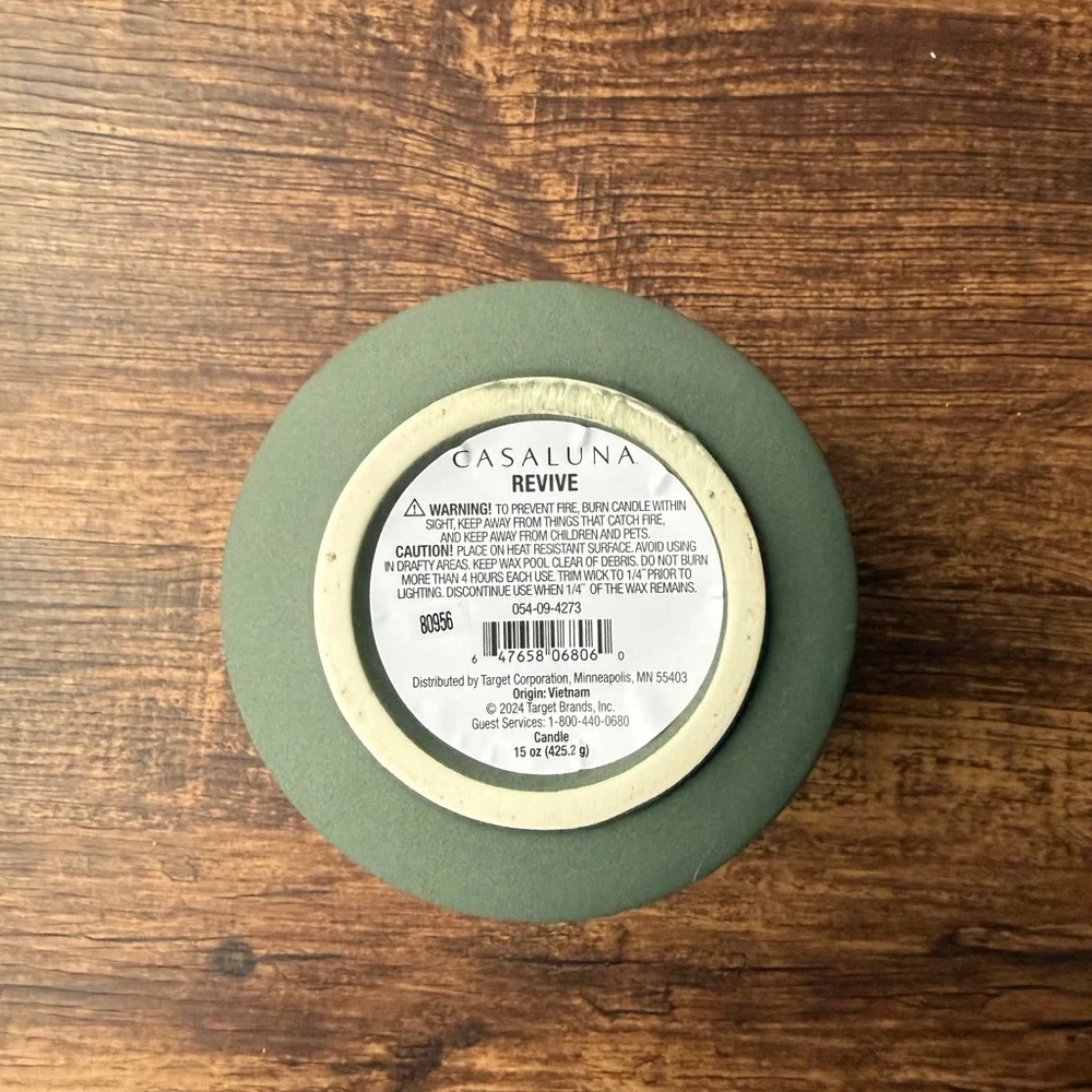 Casaluna Revive Coconut Soy Wax Blend 2 Wick 15 oz Candle